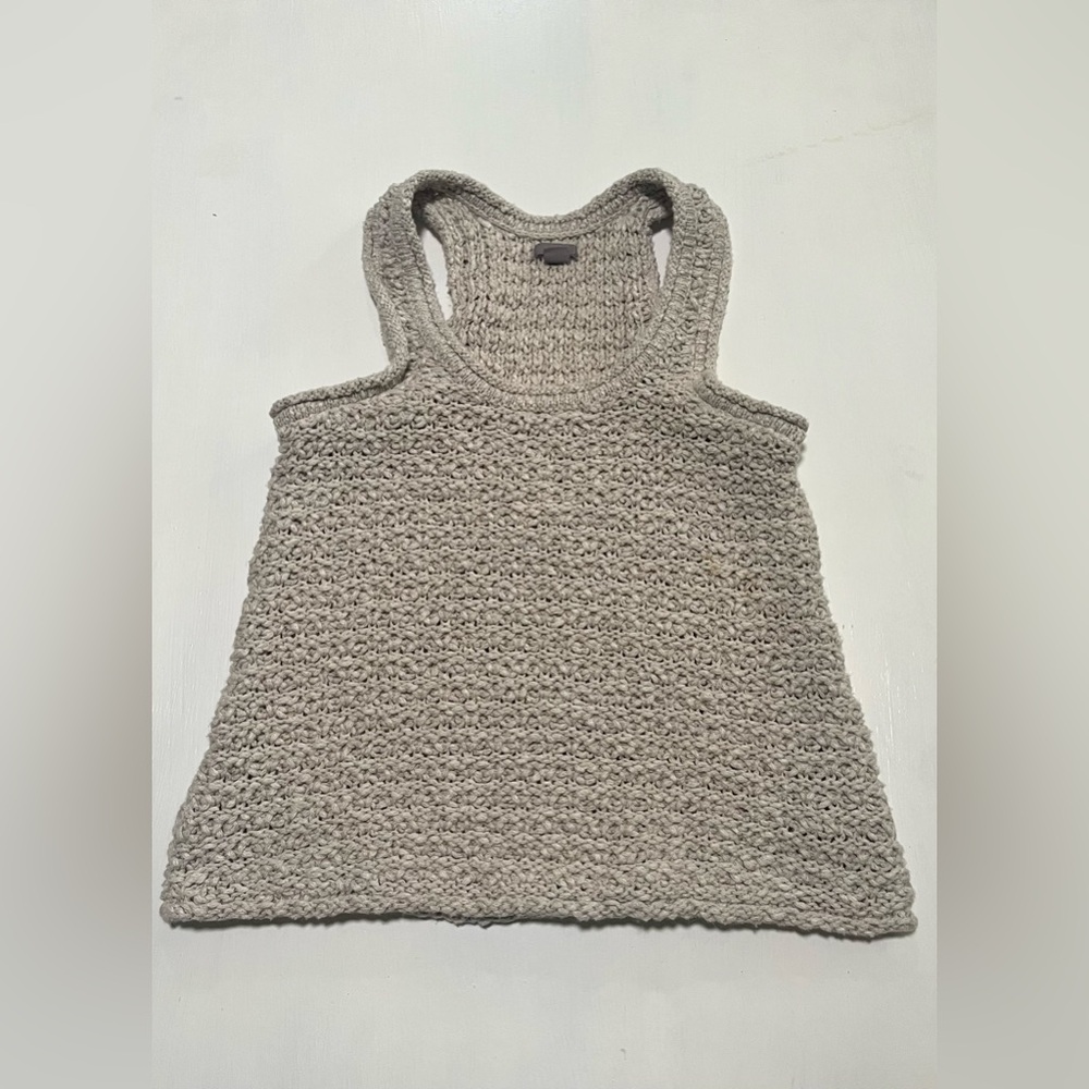 aerie tank